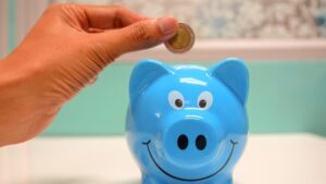 Saving and Investing Whats the Smarter Way